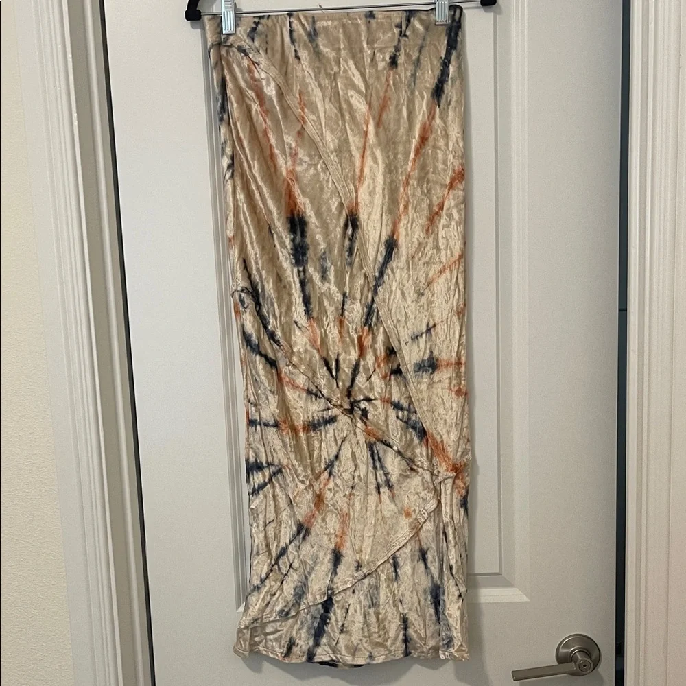 EUC! Free People Tie-Dye Velour MIDI skirt, Size Small - Picture 5 of 5